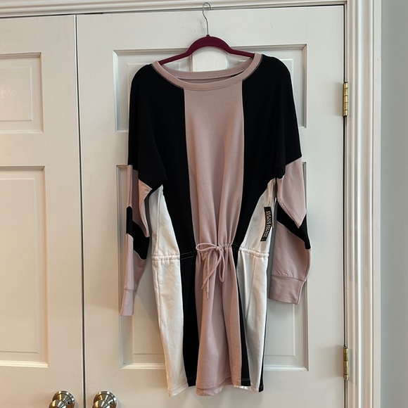 New black white & dusty rose drawstring dress-smoke free home - Picture 1 of 3